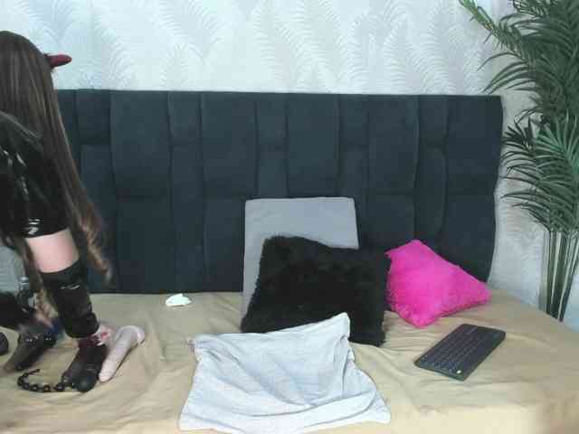 ArianaDiosa webcam