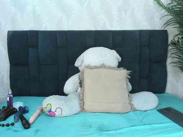 ArianaDiosa webcam