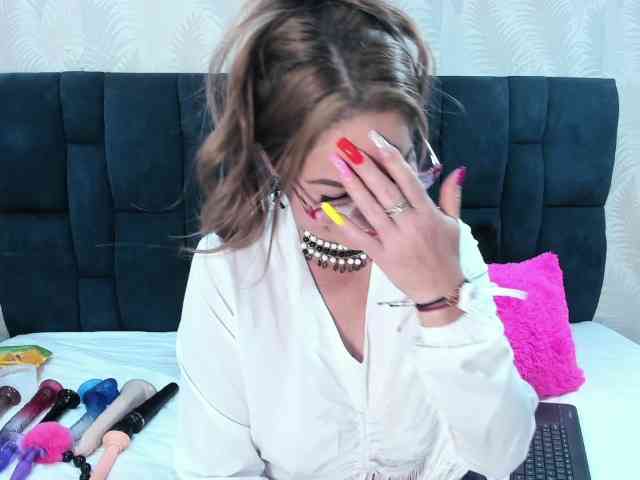 ArianaDiosa webcam