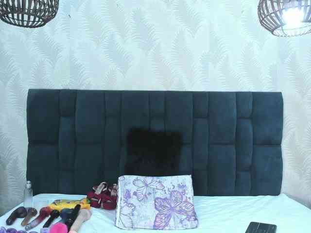 ArianaDiosa webcam