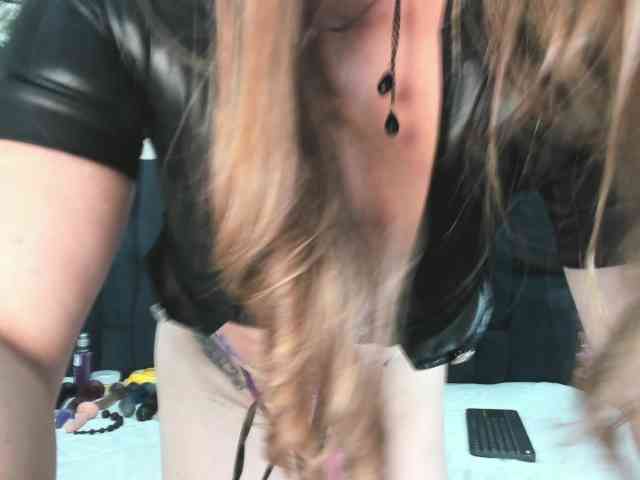 ArianaDiosa webcam