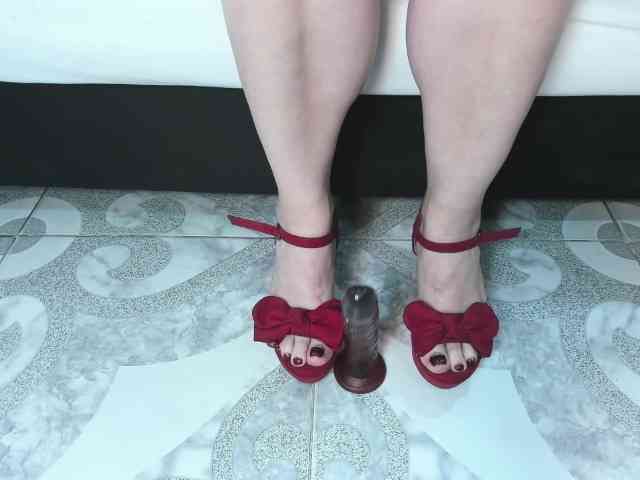 ArianaDiosa webcam