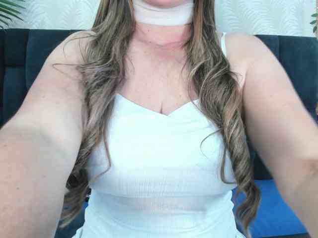 ArianaDiosa webcam