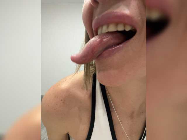 HARIZZMA's BongaCams show and profile