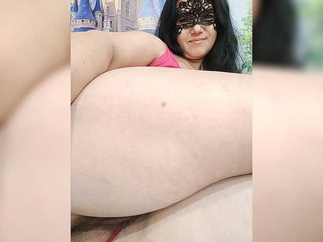 ZulfaMillers from BongaCams