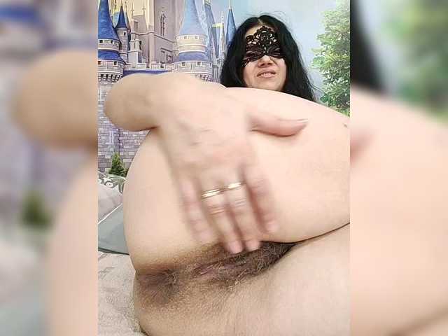 ZulfaMillers's BongaCams show and profile