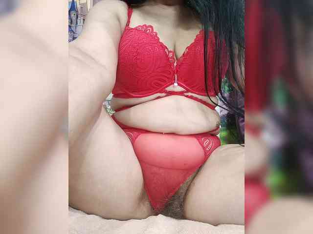 ZulfaMillers Live Webcam on BongaCams