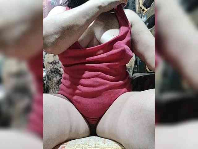 ZulfaMillers Live Webcam on BongaCams