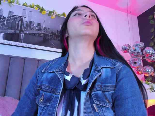 DianeCalder webcam