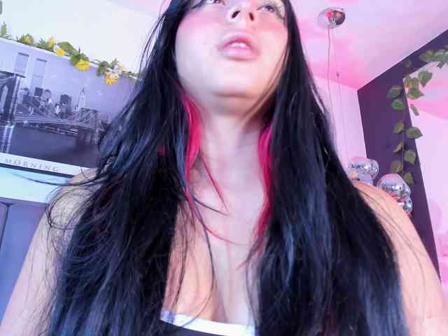 DianeCalder webcam