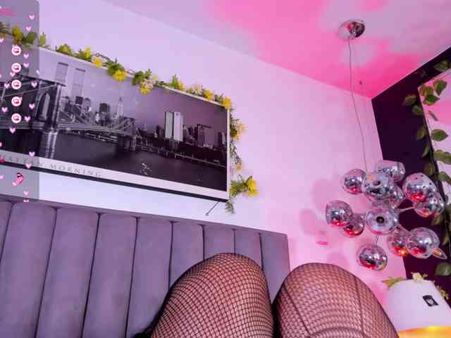 DianeCalder webcam