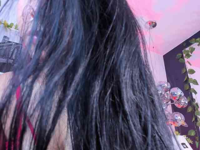 DianeCalder webcam