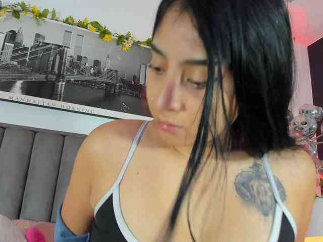 DianeCalder webcam