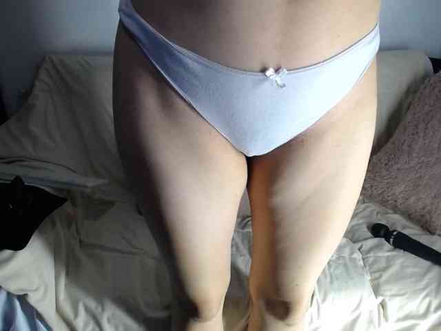 Lesliee22 webcam