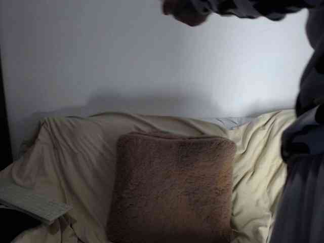 Lesliee22 webcam