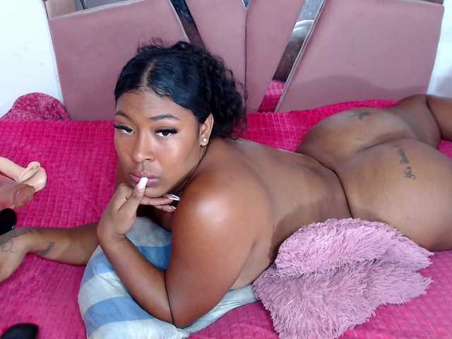 CataleyaRosex webcam bongacams model stream image