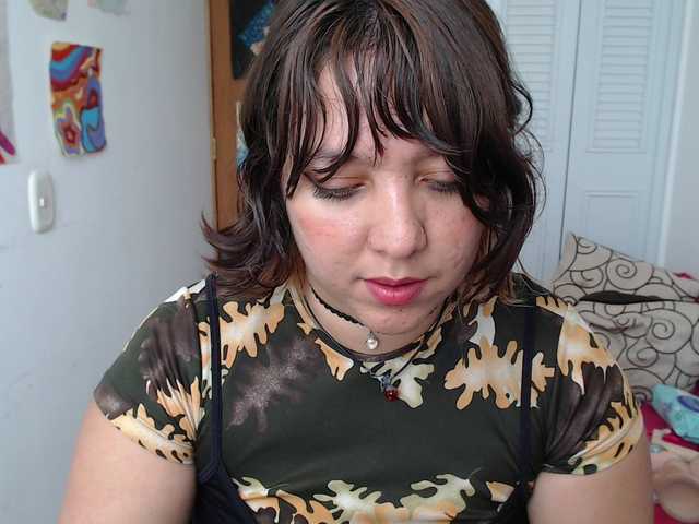 NanaBela webcam bongacams model stream image