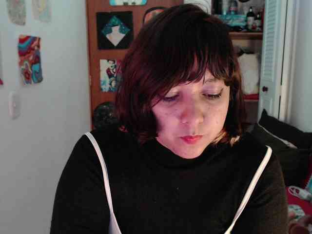 NanaBela webcam
