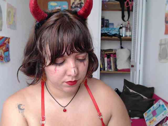 NanaBela webcam