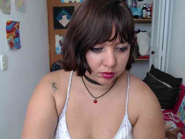 NanaBela webcam