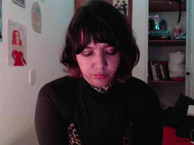 NanaBela webcam