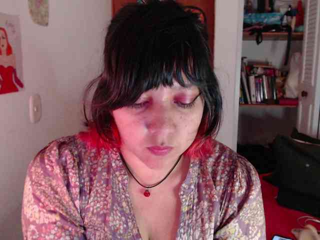 NanaBela webcam