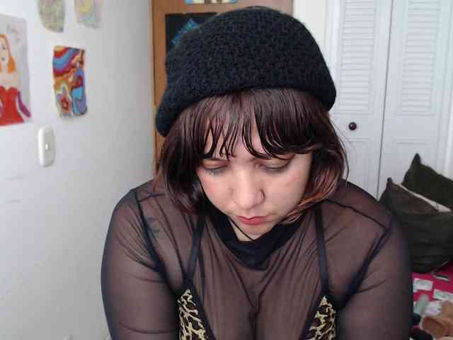 NanaBela webcam