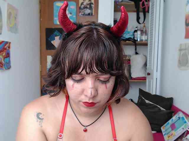 NanaBela webcam