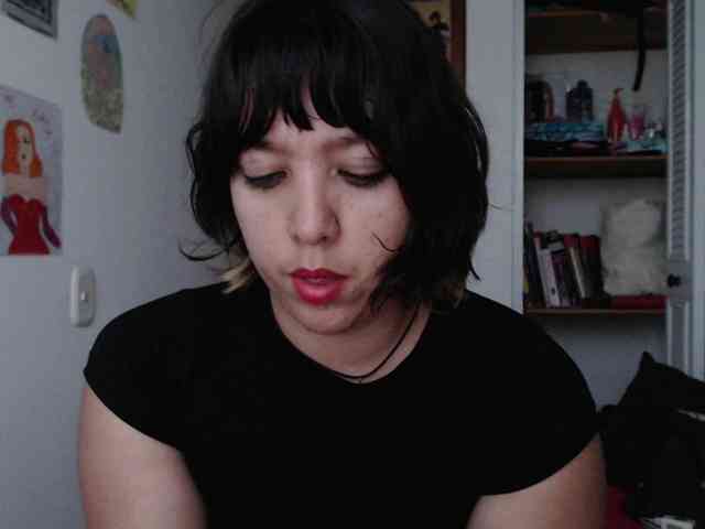 NanaBela webcam