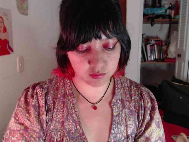 NanaBela webcam