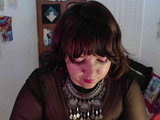 NanaBela webcam