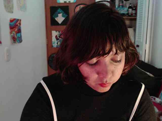 NanaBela webcam