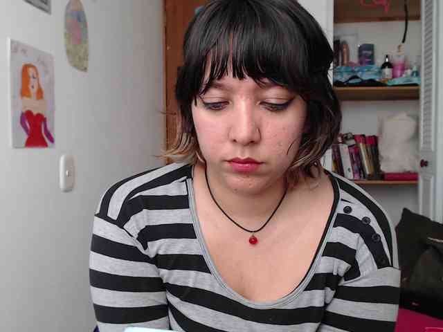 NanaBela webcam