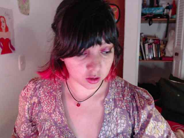 NanaBela webcam