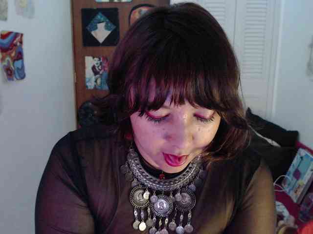 NanaBela webcam