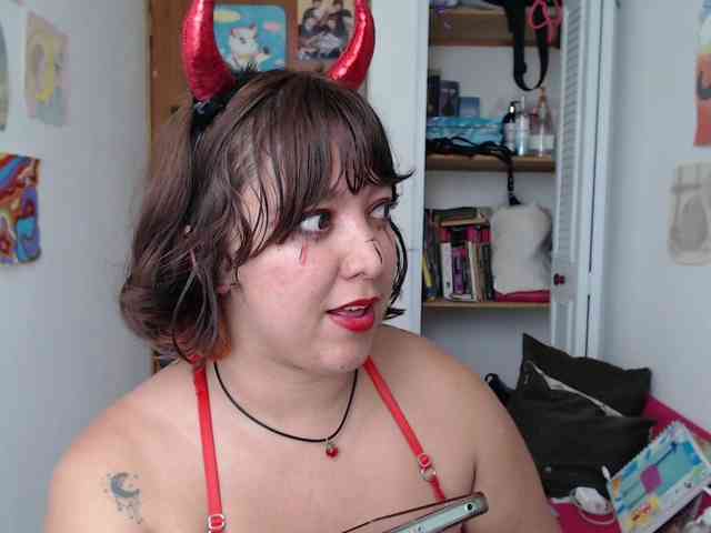 NanaBela webcam