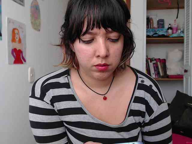 NanaBela webcam