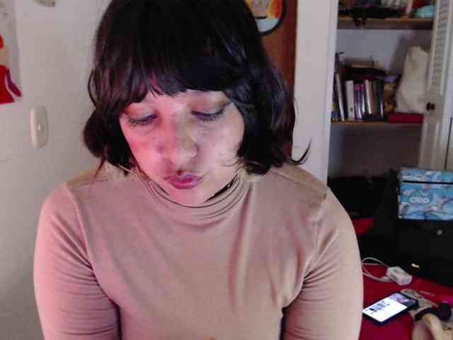 NanaBela webcam