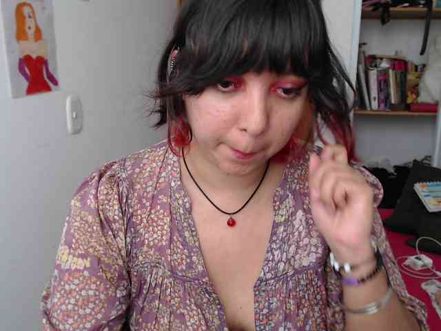 NanaBela webcam
