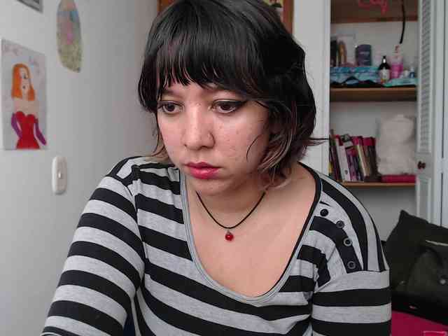 NanaBela webcam