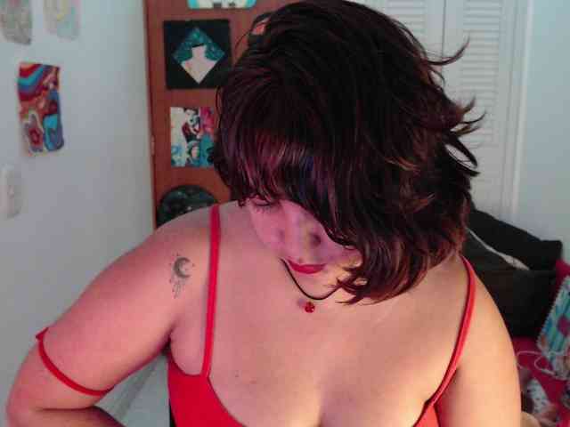 NanaBela webcam