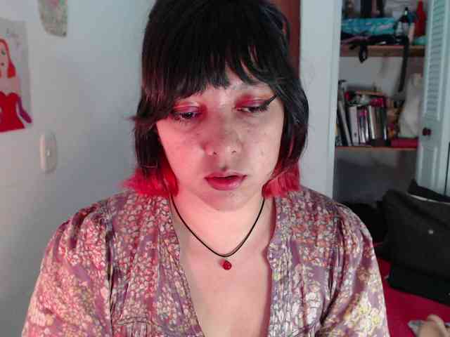 NanaBela webcam
