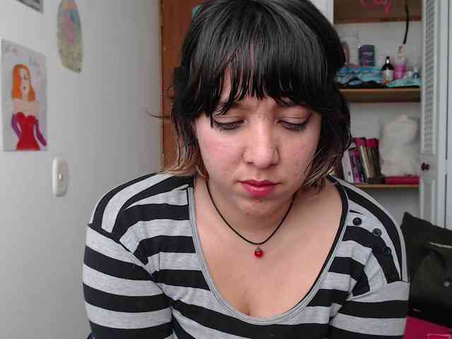 NanaBela webcam