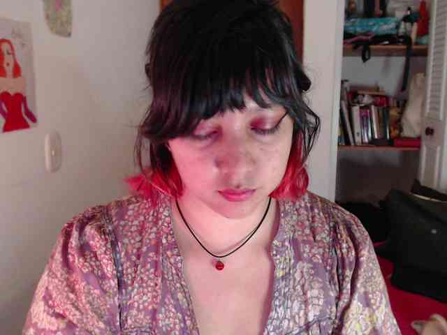 NanaBela webcam