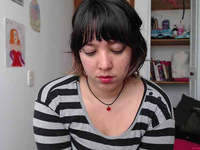 NanaBela webcam