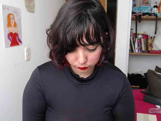 NanaBela webcam