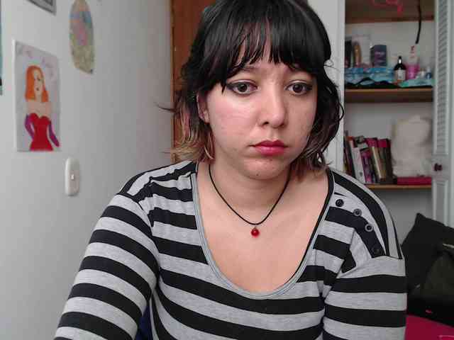 NanaBela webcam
