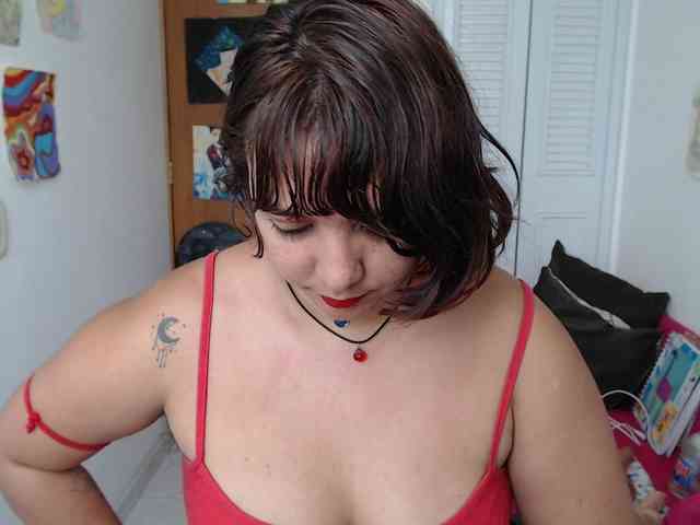 NanaBela webcam