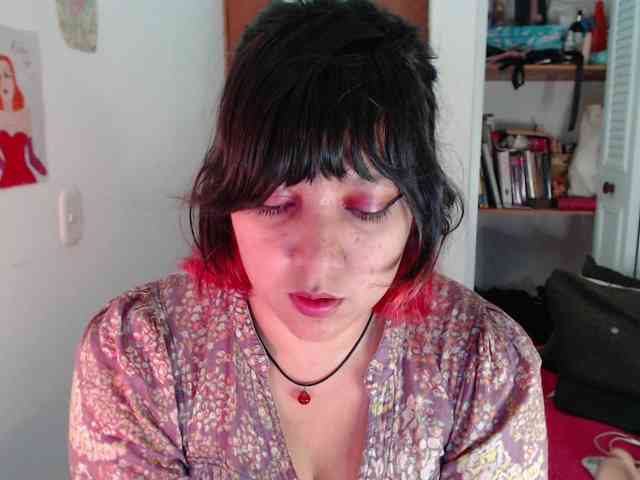 NanaBela webcam