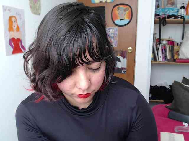 NanaBela webcam